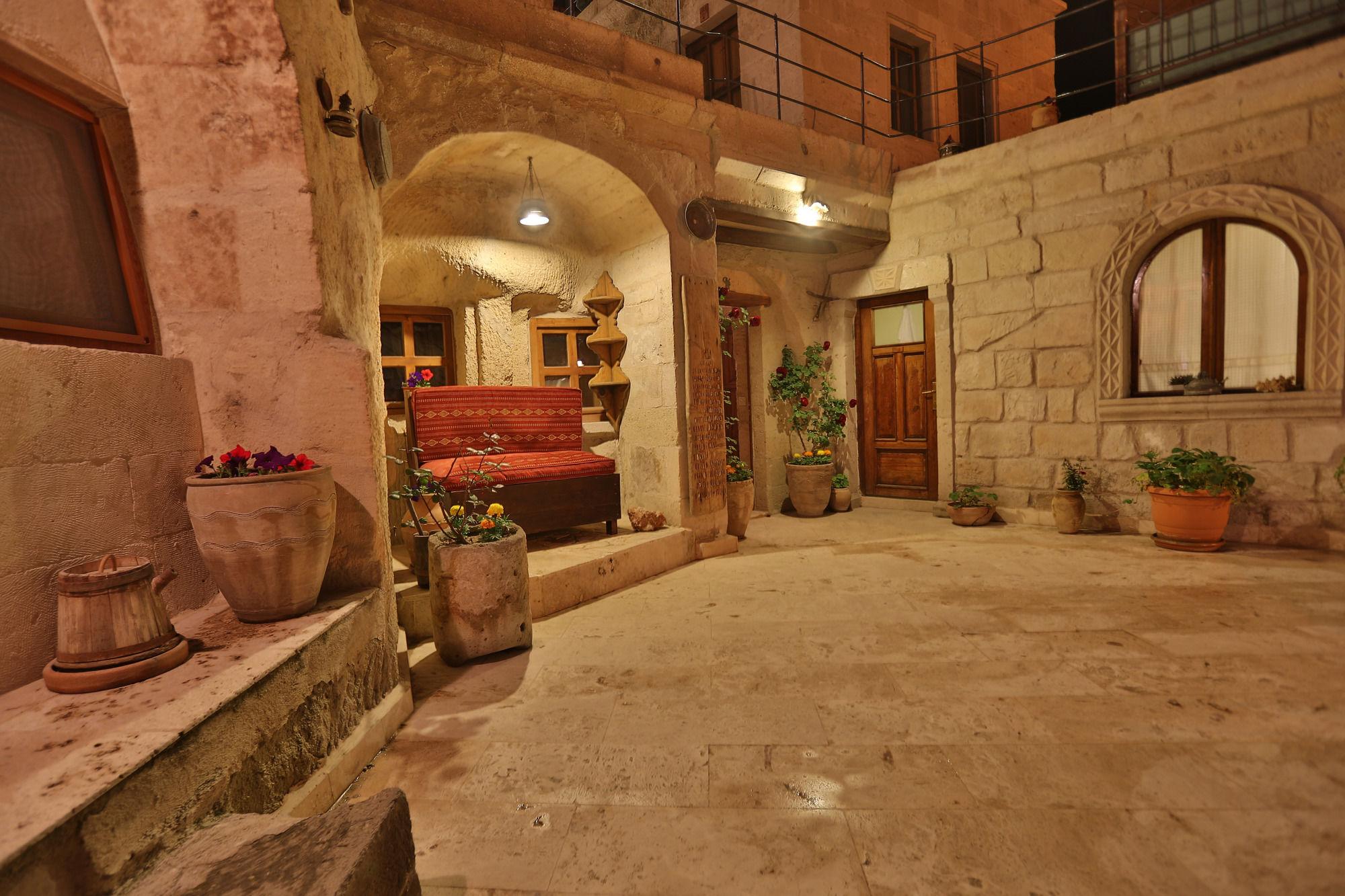 Turquaz Cave Hotel Göreme Eksteriør billede